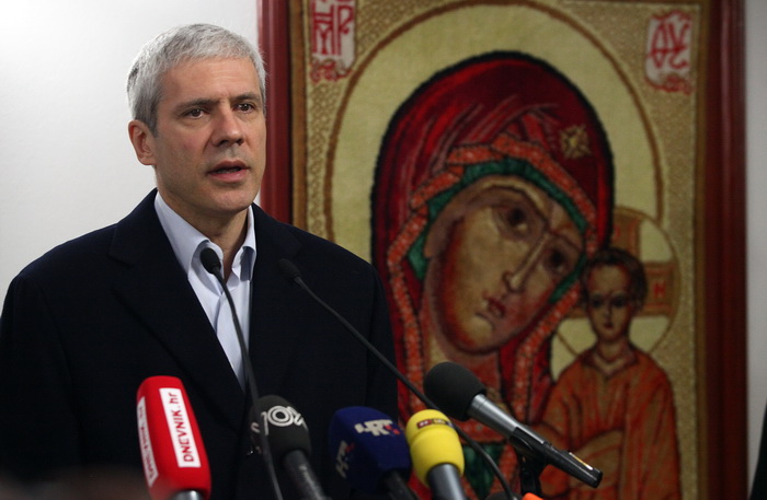 Krupa, 251110.
Boris Tadic i Ivo Josipovic posjetili su manastir Krupa.
Na slici: Boris Tadic.
Foto: Vladimir Ivanov / CROPIX Krupa, 251110.
Boris Tadic i Ivo Josipovic posjetili su manastir Krupa.
Na slici: Boris Tadic.
Foto: Vladimir Ivanov / CROPIX