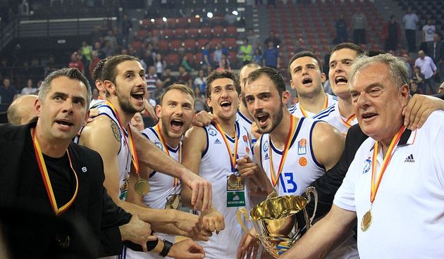 Ante Nazor i njegov MZT slave naslov prvaka