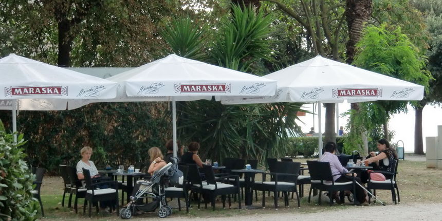 Štekati, kafić, kava