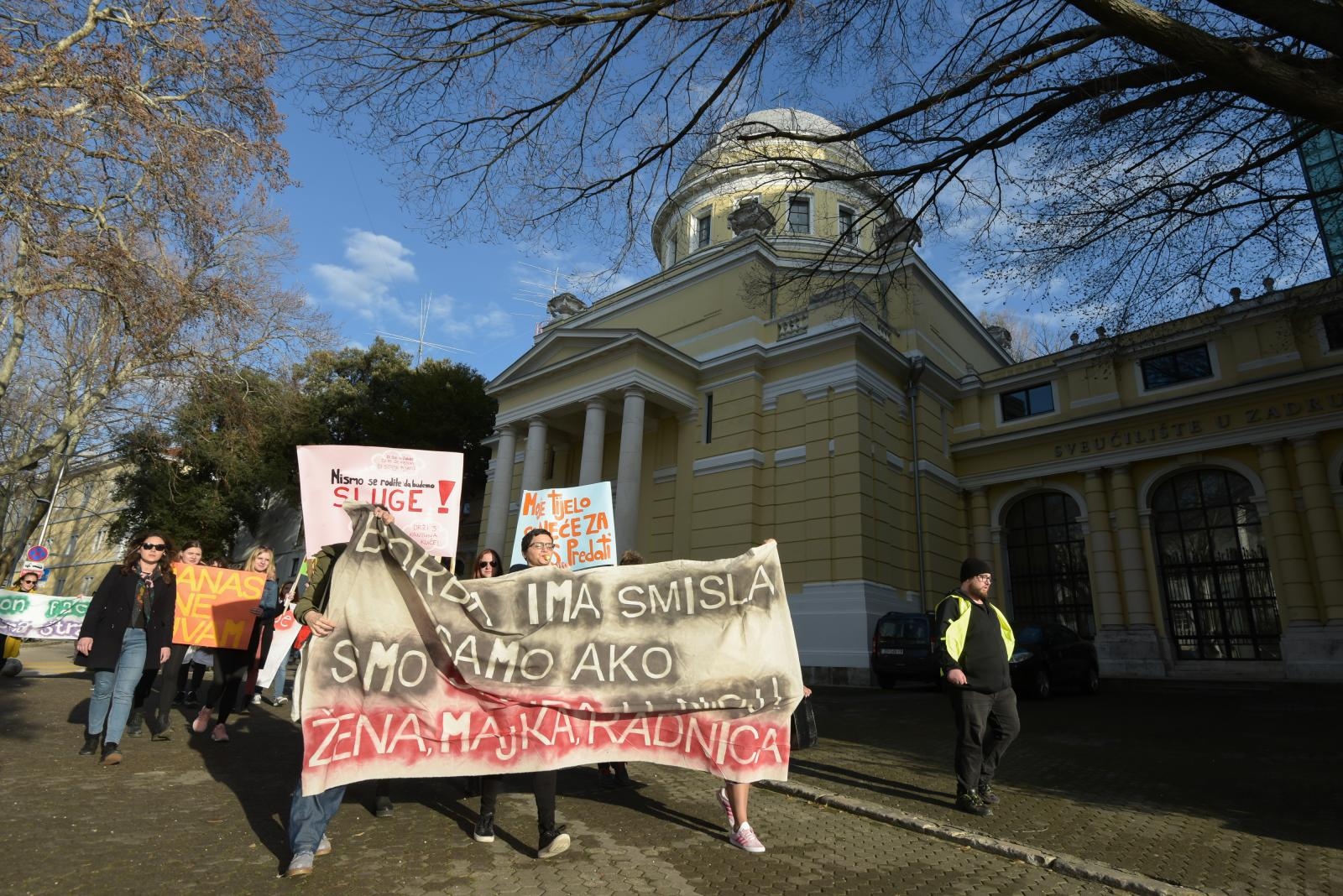 Dan žena: Marš u organizaciji udruge Antifijaka