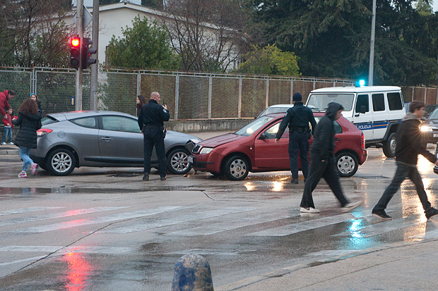 Prometna nesreća na križanju Radićeve i Tuđmanove, Foto: Leo Banić