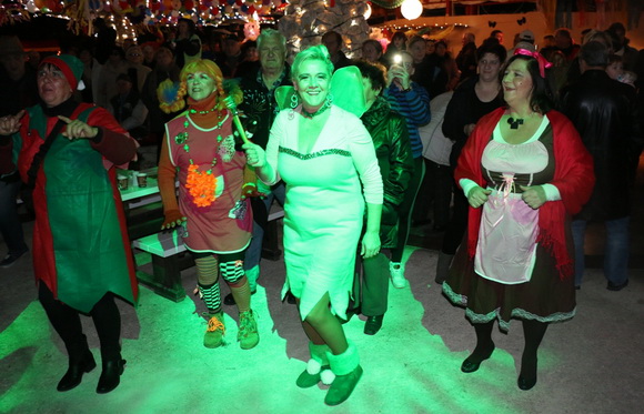 Virski karneval & maškare: Plesna maškarana fešta uz Jasmina Stavrosa