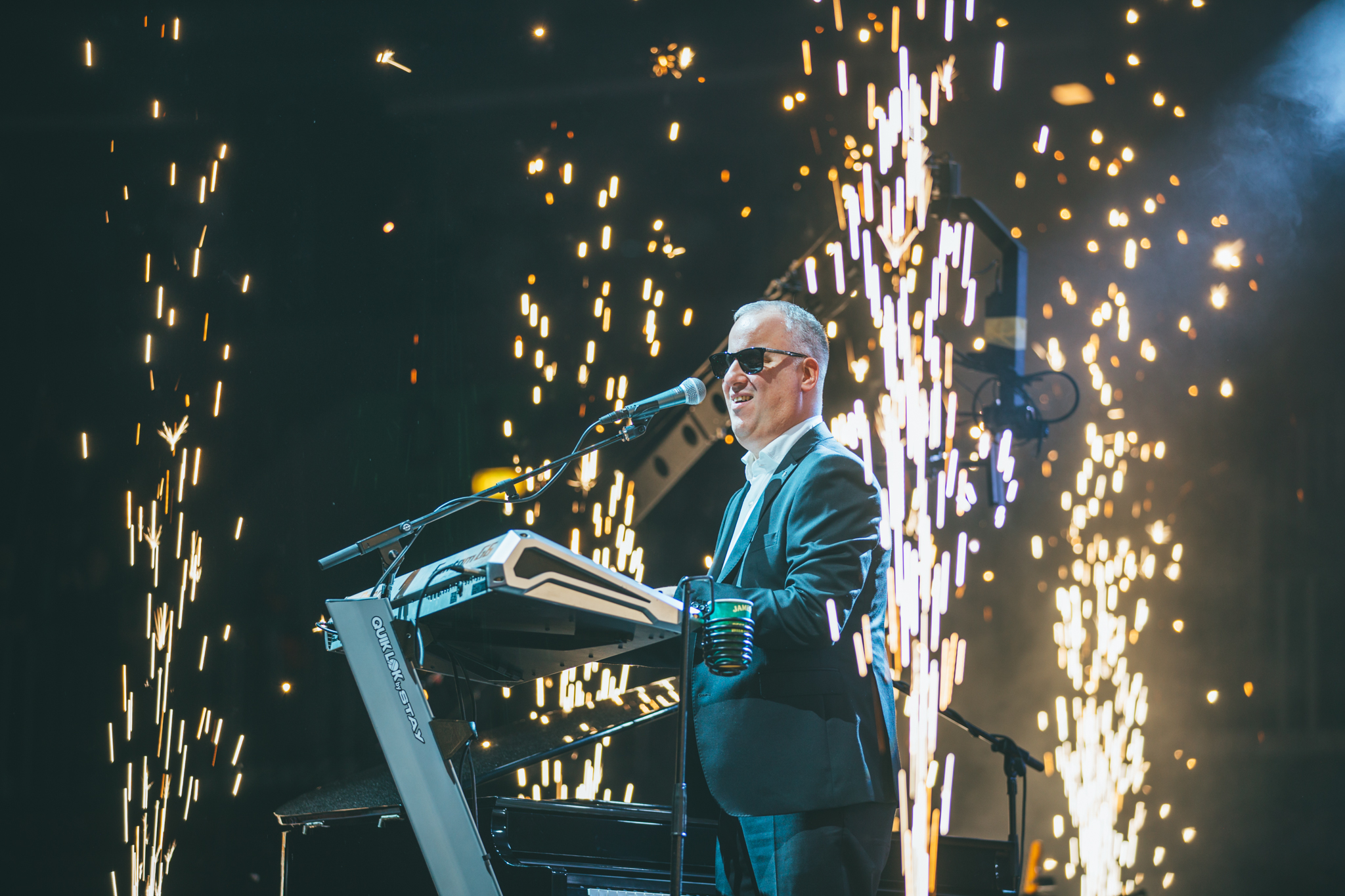 Trijumfalni koncert Saše Matića u rasprodanoj Areni Zagreb Trijumfalni koncert Saše Matića u rasprodanoj Areni Zagreb