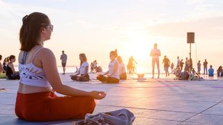 Međunarodni dan joge na Pozdrav suncu