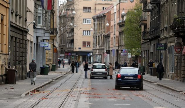 Snažan potres zatresao Zagreb