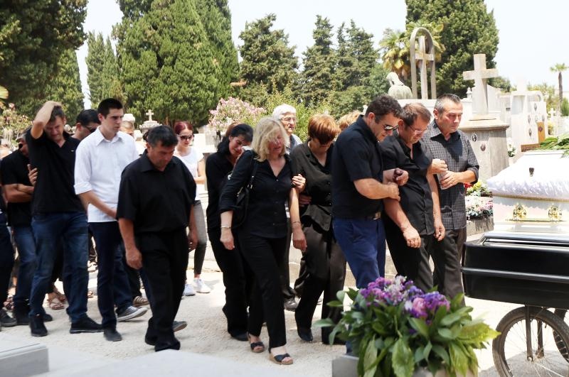 Na zadarskom Gradskom groblju na posljednji počinak ispraćena Sara Čirjak