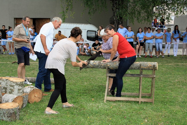 Seoska olimpijada i Smotra folklora u Ličkom Osiku. Foto: Marko Mane Ledenko