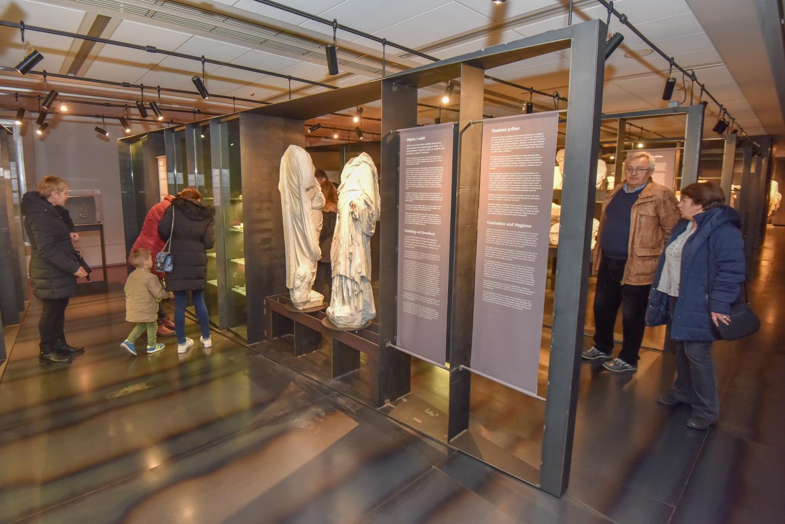 Noć muzeja 2018: Borba rimskih gladijatora u Arheološkom muzeju Zadar Noć muzeja 2018: Borba rimskih gladijatora u Arheološkom muzeju Zadar