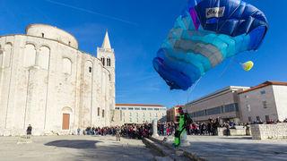 Badnjak 2016: Blagdanski đir po gradu 24. prosinca Badnjak 2016: Blagdanski đir po gradu 24. prosinca