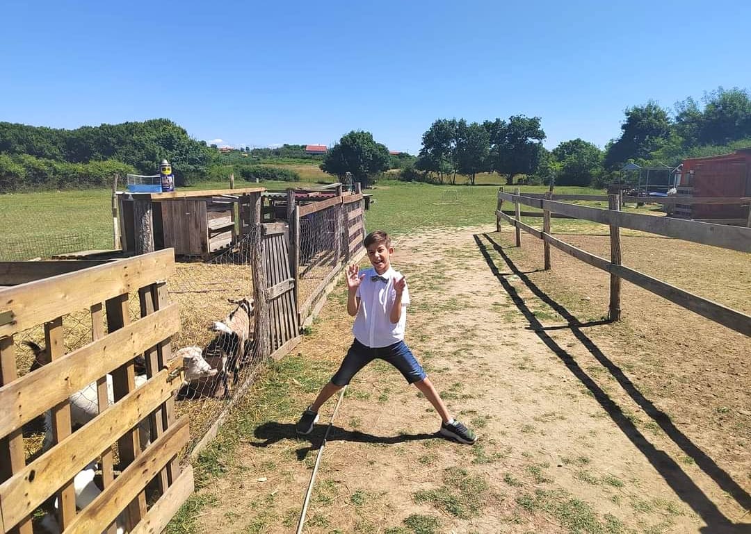 Libretići na snimanju spota u Ponylandu Libretići na snimanju spota u Ponylandu