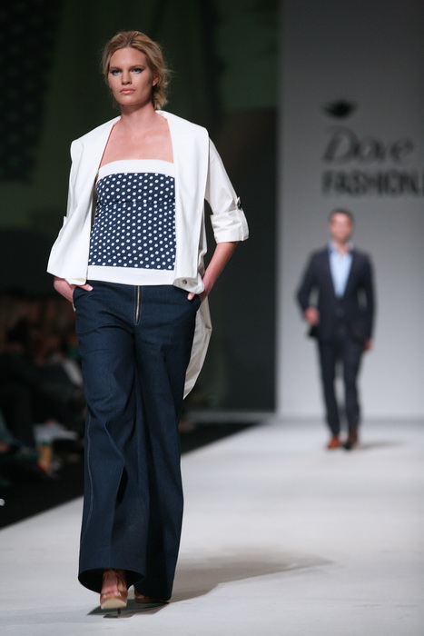 Zagreb, 011011.
Zagrebacki velesajam.
Modna revija Dove Fashion.hr proljece – ljeto 2012.
Na slici: revije RIO MAN collection Klarica i RIO WOMAN collection Mrvosa.
Foto: Biljana Gaurina / CROPIX Zagreb, 011011.
Zagrebacki velesajam.
Modna revija Dove Fashion.hr proljece – ljeto 2012.
Na slici: revije RIO MAN collection Klarica i RIO WOMAN collection Mrvosa.
Foto: Biljana Gaurina / CROPIX