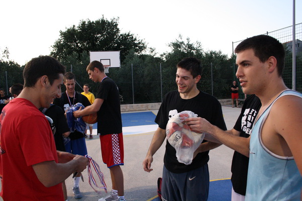 Diklo: 1. Memorijalni turnir u basketu “Ante Milin” Diklo: 1. Memorijalni turnir u basketu “Ante Milin”