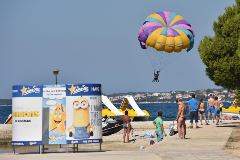 Turisti i građani uživali su u subotu u prekrasnom rujanskom danu babljeg ljeta. Photo: Dino Stanin/PIXSELL Turisti i građani uživali su u subotu u prekrasnom rujanskom danu babljeg ljeta. Photo: Dino Stanin/PIXSELL