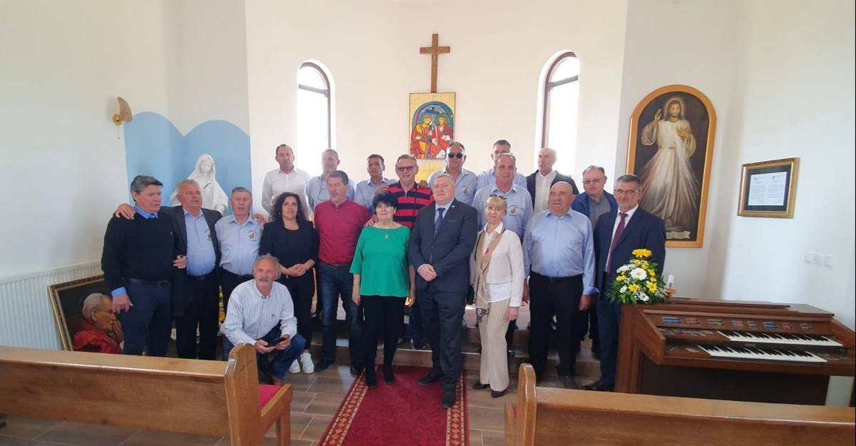 Donacija Vukšićkih bećara novoj crkvi u Baranji