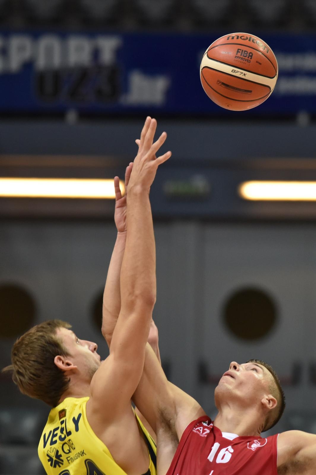 ZDBT 2018: Fenerbahce – Olimpia Milano 84-69 ZDBT 2018: Fenerbahce – Olimpia Milano 84-69