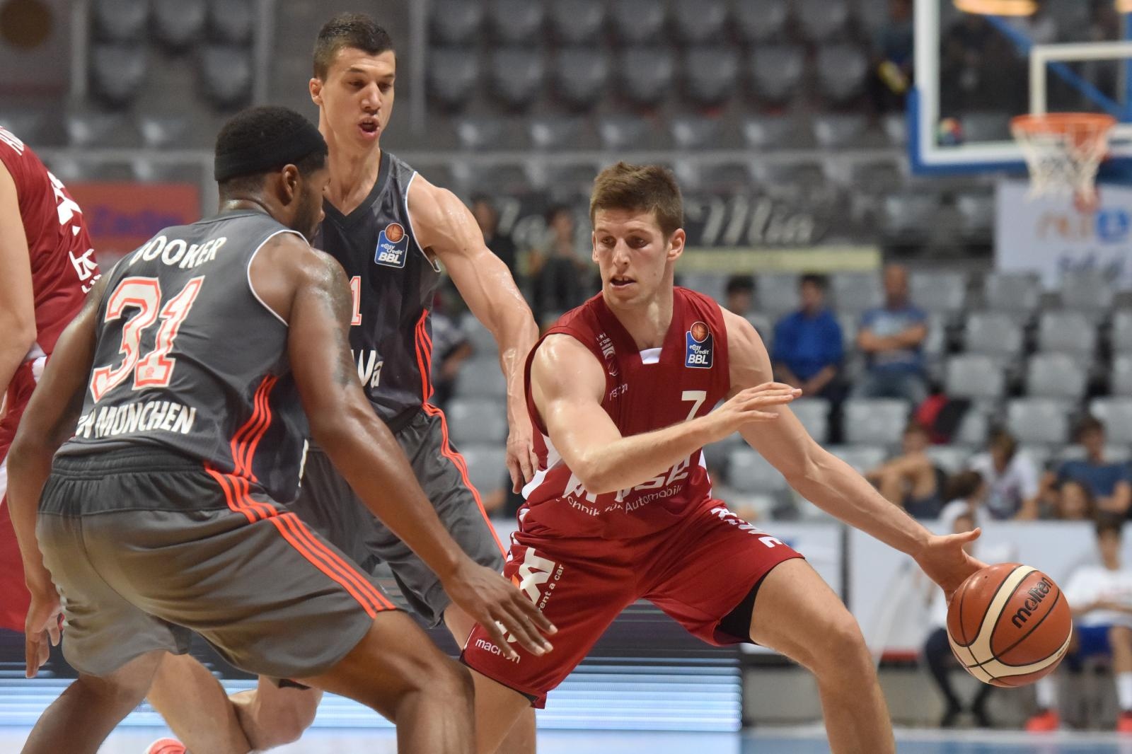 #ZDBT2017: FC Bayern Munchen – Brose Bamberg 71-58 #ZDBT2017: FC Bayern Munchen – Brose Bamberg 71-58