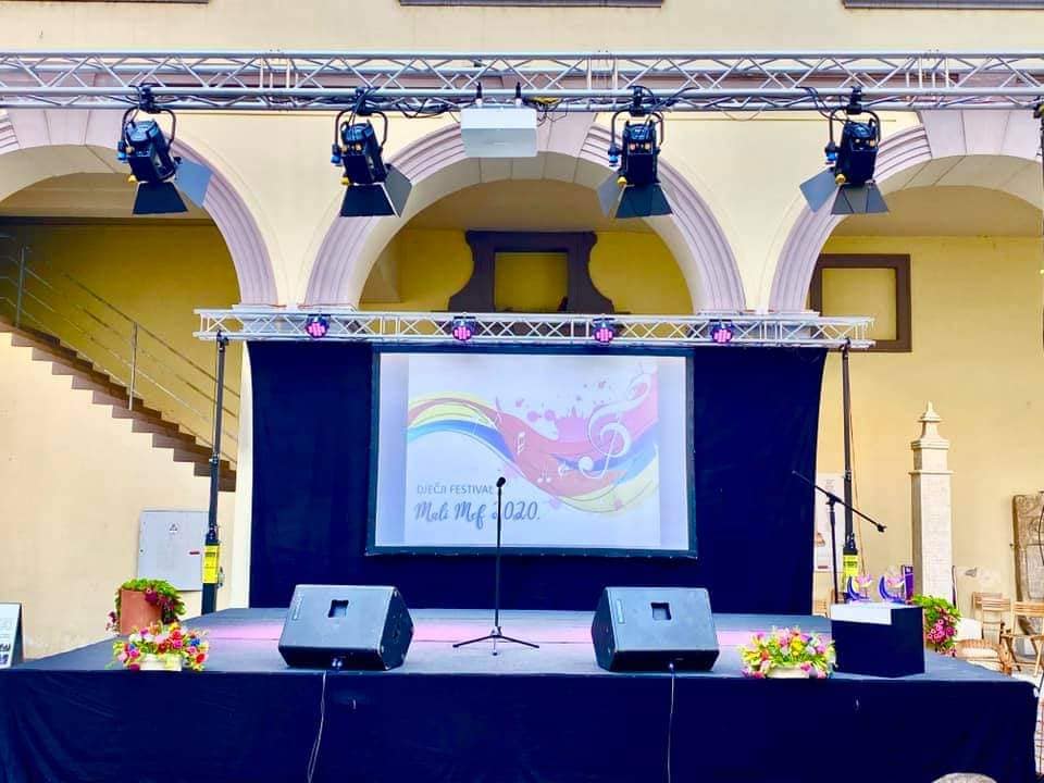 Zadarski Libreto na festivalu Mali MEF