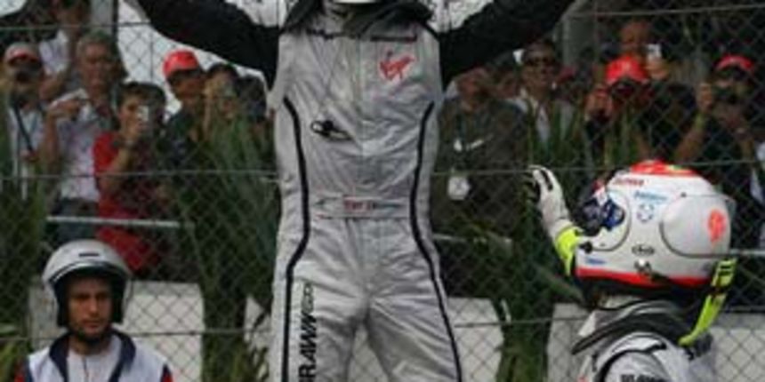 Proslava naslova prvaka F1 Jensona Buttona i Brawn GP-a (foto www.f1-live.com)