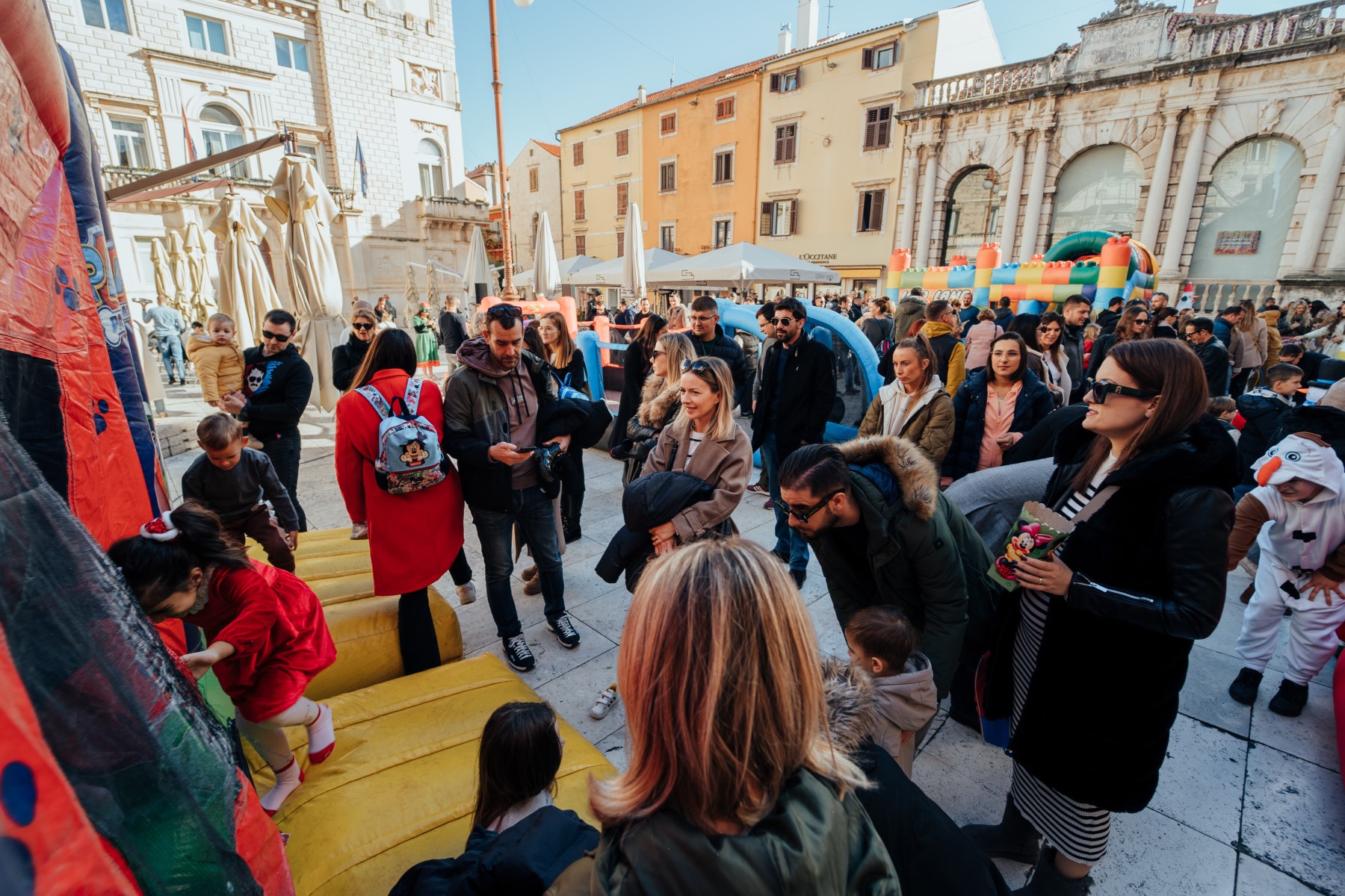 Dječji Advent na Narodnom trgu u Zadru