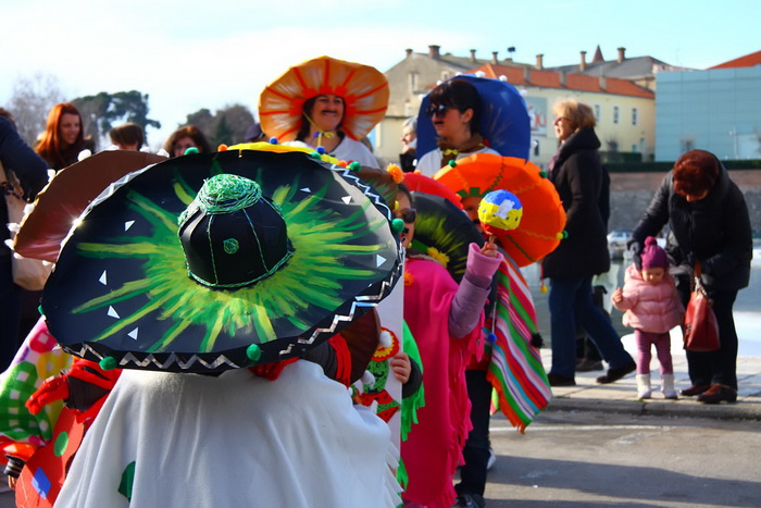 Karnevalić Radija 057, 8. veljače 2013. foto: Čedo Kaica Karnevalić Radija 057, 8. veljače 2013. foto: Čedo Kaica
