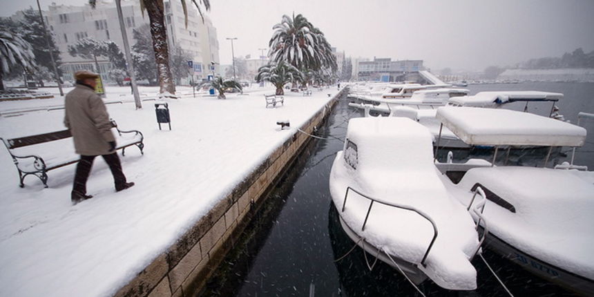 Snijeg u Zadru 4. veljače 2012, Foto: Saša Čuka Snijeg u Zadru 4. veljače 2012, Foto: Saša Čuka
