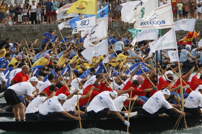 Metkovic, 140810
13. Maraton Ladja na Neretvi od Metkovica do Ploca.
Na slici start maratona u Metkovicu
Foto: Ivo Ravlic / CROPIX