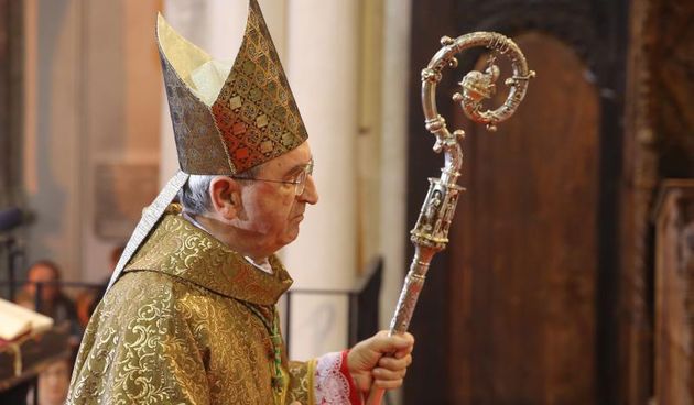 Svecanu misu polnocku povodom rodjenja Isusa Krista u katedrali svete Stosije predvodio je nadbiskup Zelimir Puljic.