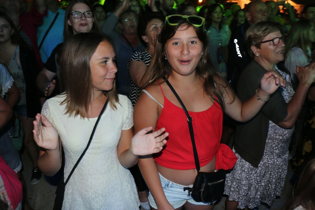 Virsko ljeto 2017: Gazde raspjevale i rasplesale Vir Virsko ljeto 2017: Gazde raspjevale i rasplesale Vir