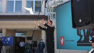 Spomenik Nikole Tesle vratio se u Gospić