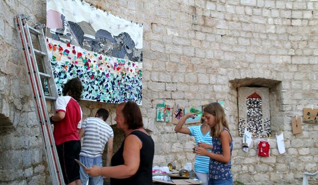 U sklopu ”Paškog kulturnog ljeta” u Pagu je održana sedmodnevna kreativna radionica Muzeja za umjetnost i obrt iz Zagreba – Muzej u gostima”.