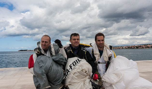 Skokovi padobranaca na Pozdrav suncu, foto: Darko Belančić