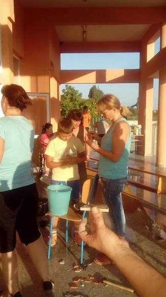 Benkovac: građanska akcija “Kad se male ruke slože – za veseliji grad” Benkovac: građanska akcija “Kad se male ruke slože – za veseliji grad”