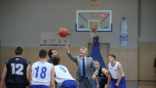 Utakmicom Pomorske i Tehničke škole otvorena košarkaška liga srednjih škola Zadarske županije Utakmicom Pomorske i Tehničke škole otvorena košarkaška liga srednjih škola Zadarske županije