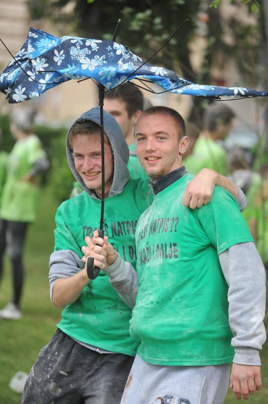 Ludijada zadarskih maturanata 16. svibnja 2014. Foto: Filip Brala/PIXSELL Ludijada zadarskih maturanata 16. svibnja 2014. Foto: Filip Brala/PIXSELL