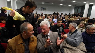 Zadar, 020213.
Samostan Skolskih sestara franjevki u Arbanasima.
Nakon Zagreba, kontroverzna znanstvenica Judith Reisman predavanje na temu spolnog odgoja veceras je odrzala i u Zadru.
Na fotografiji: detalj sa predavanja.
Foto: Jure Miskovic / CROPIX Zadar, 020213.
Samostan Skolskih sestara franjevki u Arbanasima.
Nakon Zagreba, kontroverzna znanstvenica Judith Reisman predavanje na temu spolnog odgoja veceras je odrzala i u Zadru.
Na fotografiji: detalj sa predavanja.
Foto: Jure Miskovic / CROPIX