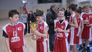 Podjela medalja na Božićnom košarkaškom turniru