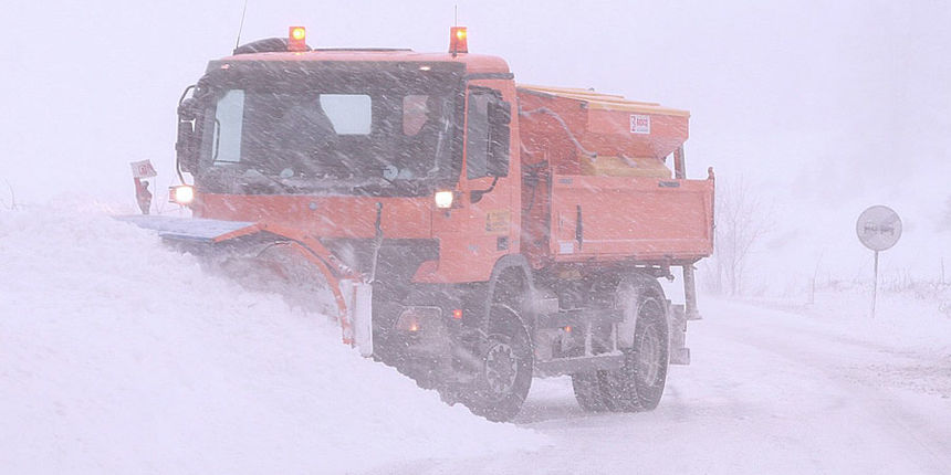 Snijeg zabijelio Plitvice (Foto: M. Pusic, CROPIX)