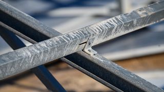 U Zatonu Obrovačkom bura uništila jednu od najvećih solarnih elektrana u Hrvatskoj U Zatonu Obrovačkom bura uništila jednu od najvećih solarnih elektrana u Hrvatskoj