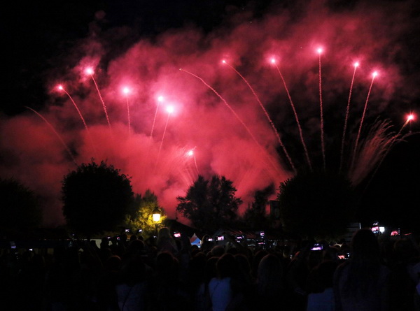 Virska noć 2016: Jelena Rozga i spektakularni vatromet za 25 tisuća fanova. Foto: Virski list
