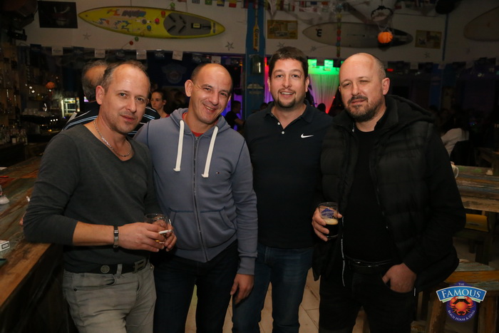 Friday Night Live: Jet Set Band @ Famous Beach Bar & Grill. Foto: Ivan Brčić Friday Night Live: Jet Set Band @ Famous Beach Bar & Grill. Foto: Ivan Brčić