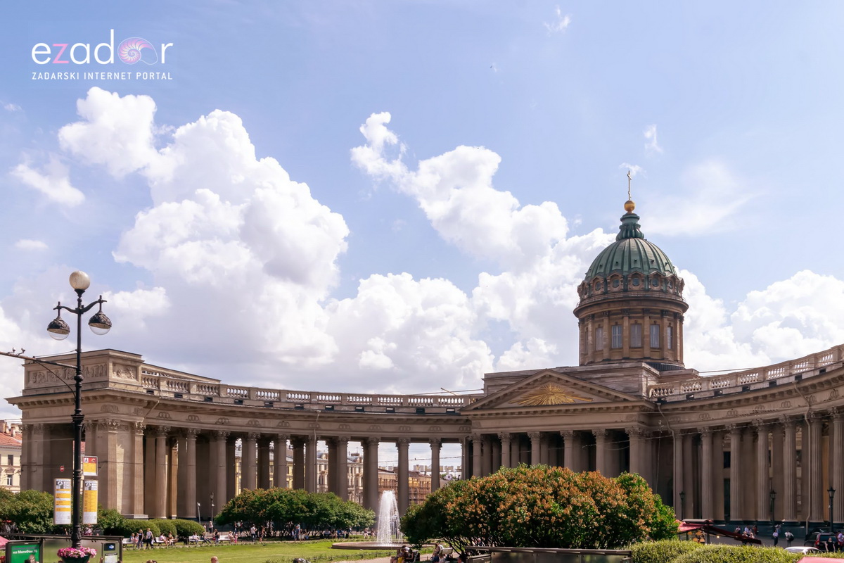 Đir po čudesno lijepom St. Petersburgu Đir po čudesno lijepom St. Petersburgu