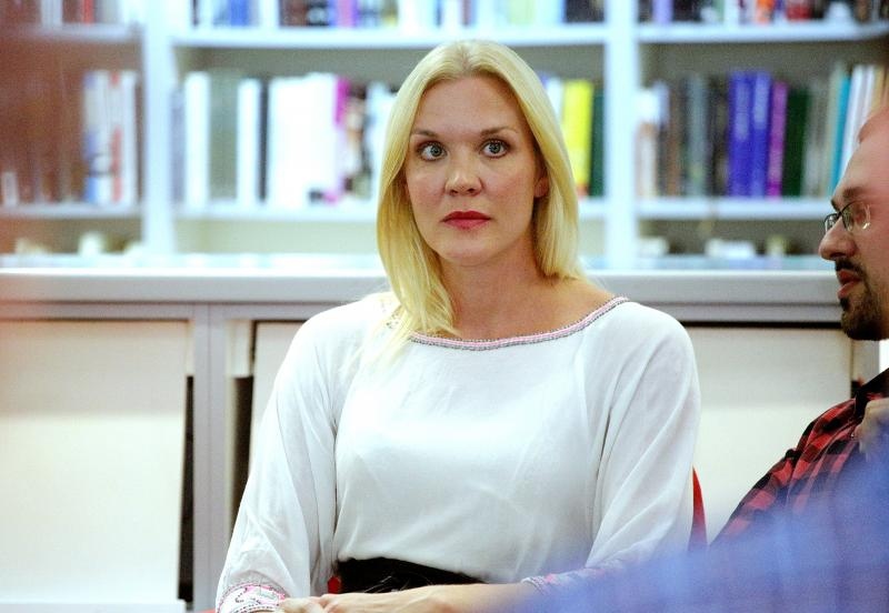 Zagreb: Ivana Bodrožić i finska autorica Johanna Holmstrom na Festivalu svjetske književnosti Zagreb: Ivana Bodrožić i finska autorica Johanna Holmstrom na Festivalu svjetske književnosti