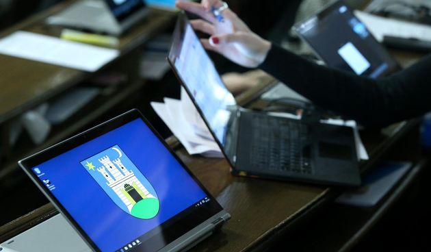 Nakon rasprava o ’45. stigla budućnost: digitalizacija elektronskim glasovanjem zakoračila u zagrebačku skupštinu