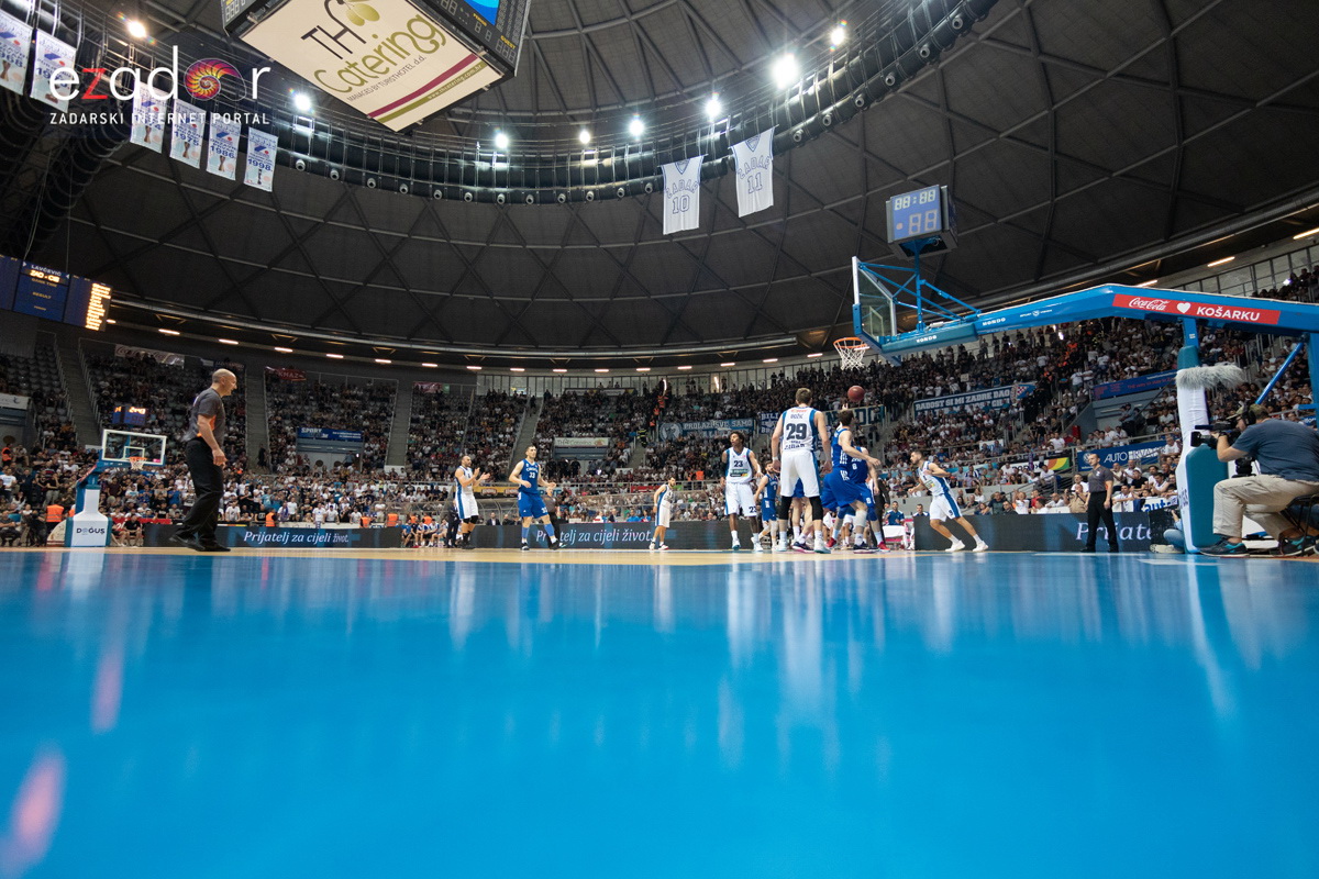 Polufinale doigravanja HT Premijer lige, 3. utakmica: KK Zadar – KK Cibona 88-96