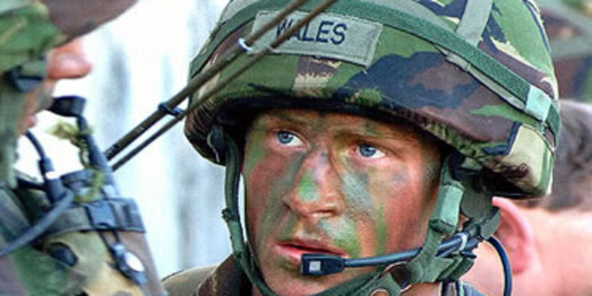 Princ Harry u Afganistanu (Foto: HTV)