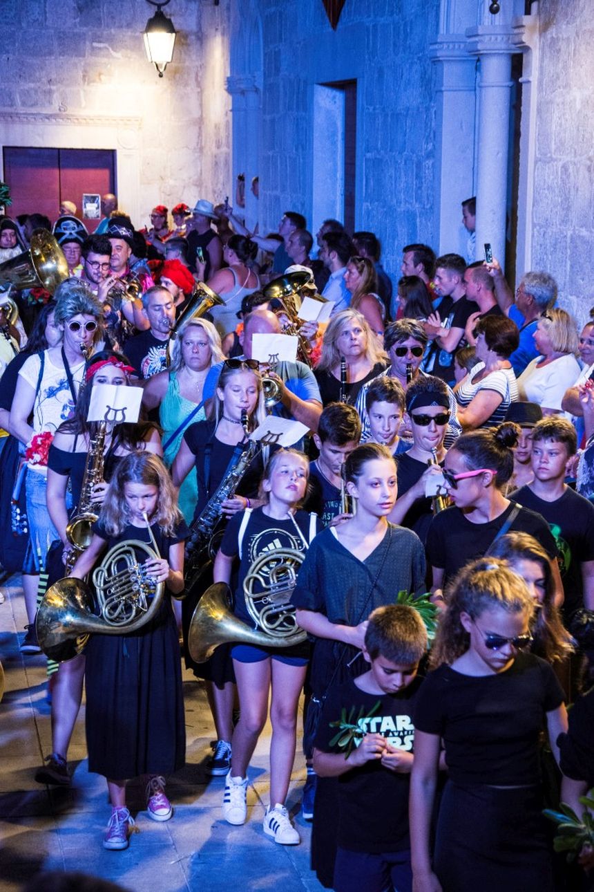 Paški Ljetni karneval 2017