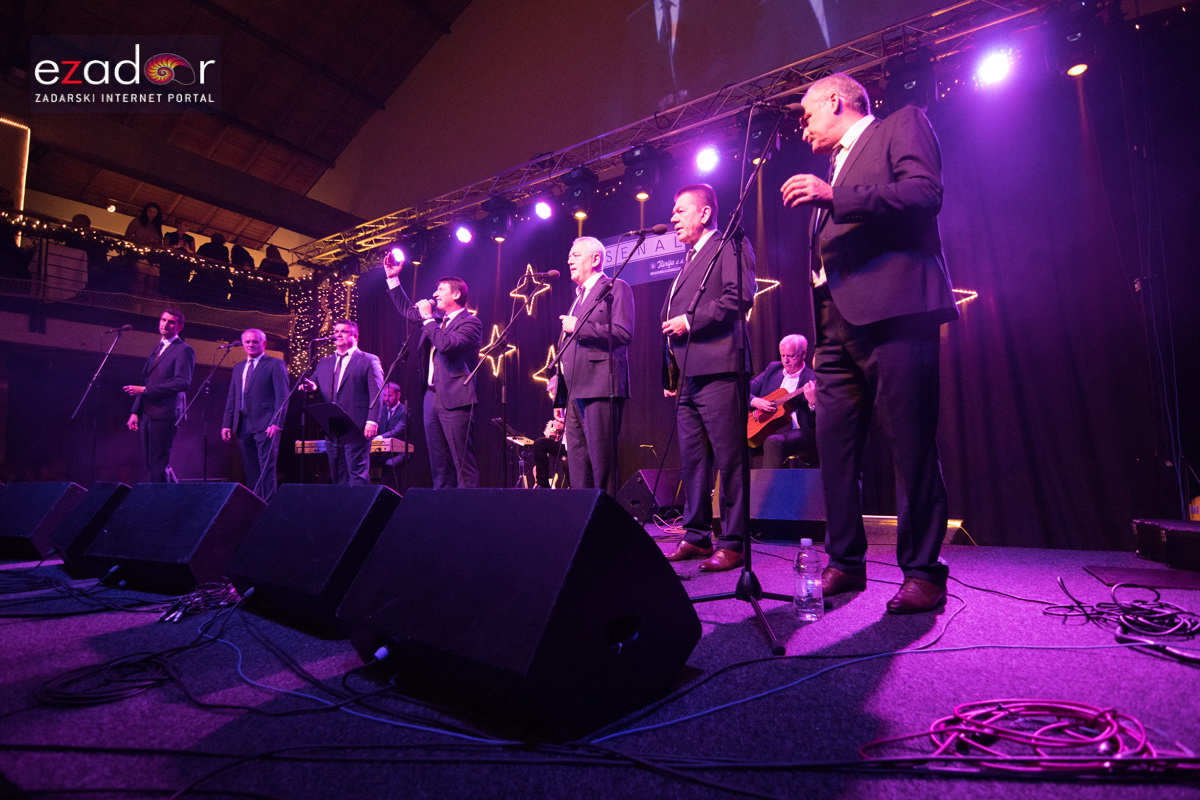 Tomislav Bralić i klapa Intrade @ Božić u Arsenalu