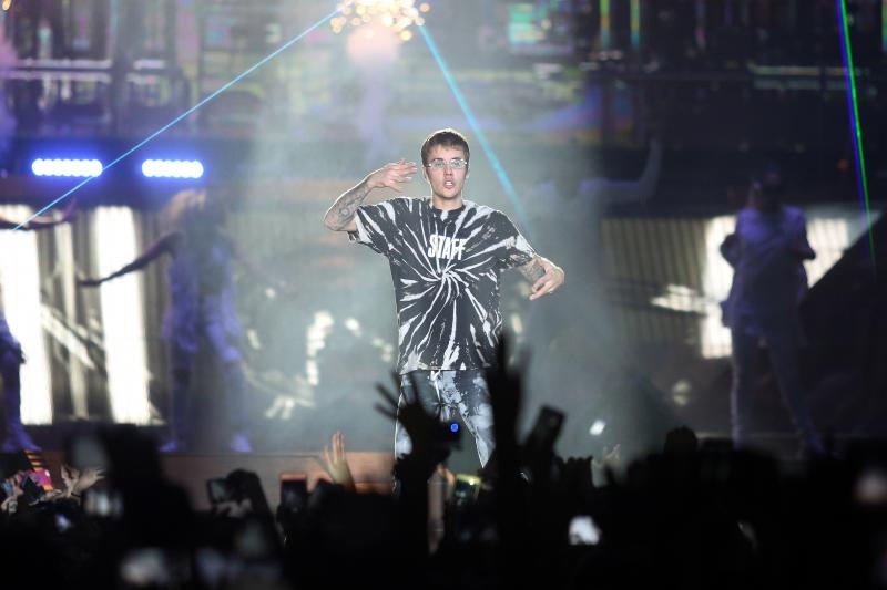 Image 379357 (auto) Image 379357 (auto)