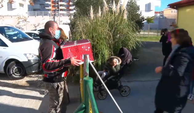 Pripadnici moto kluba Beštije posjetili dječji vrtić Latica