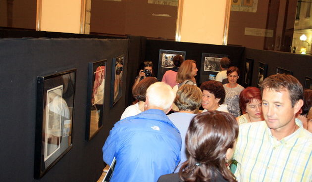 Gradska loza: Otvorenje izlozbe “Fragmenti jednog sjecanja” Roberta Marnike